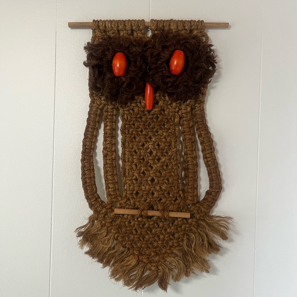 Vintage macrame owl
